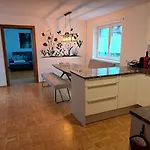 דירה Geraeumige Mit Eigenem Garten, *