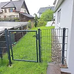 דירה Geraeumige Mit Eigenem Garten,