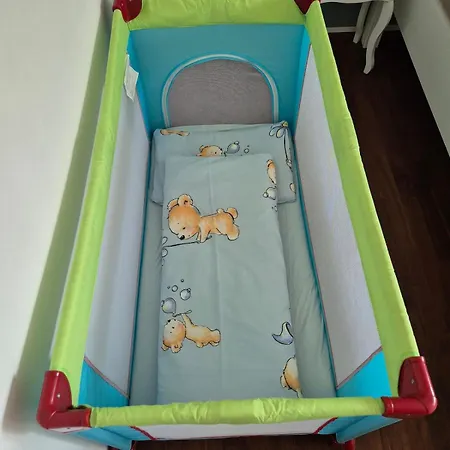 Apartment Geraeumige Mit Eigenem Garten, *