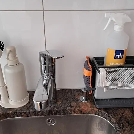 Apartament Geraeumige Mit Eigenem Garten, *